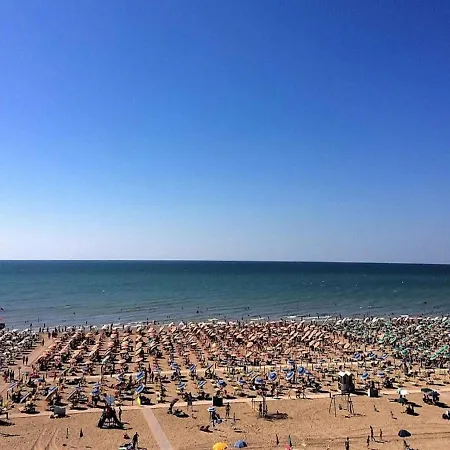 In 36523 Bibione